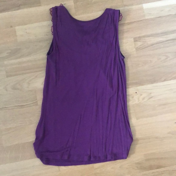 Purple flower detail top - Picture 3 of 3